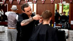 Tips for Choosing the Perfect Men Hairdressers Near Me for Your Style Goals